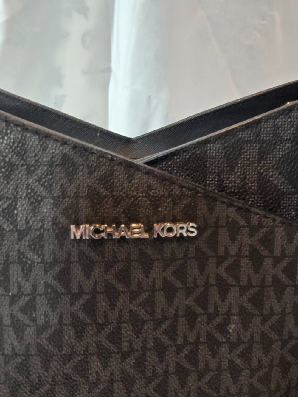 Michael Kors Jet Set Travel Large Shoulder Chain Tote Bag - Picture 2 of 10